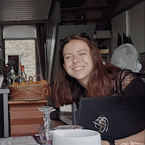 Lola - Prof d'aide aux devoirs - Le Chesnay
