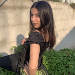 Camélia - Prof d'anglais - Pia