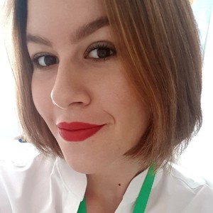 Chloé - Prof d'anglais - Lézignan-Corbières
