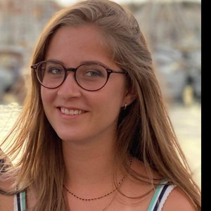 Mélina - Prof de français - Boz