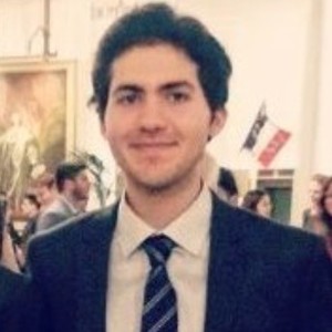 Amine - Prof d'économie - Paris