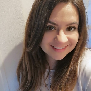 Anne - Prof de graphisme - Bordeaux