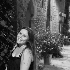 Romane - Prof d'aide aux devoirs - Istres