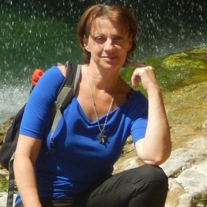 Evelyne - Prof d'aide aux devoirs - Arpajon-sur-Cère