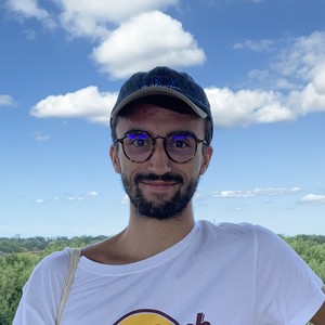 Hugo - Prof d'initiation informatique - Vannes