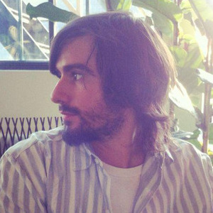 Santiago - Prof d'initiation informatique - Paris
