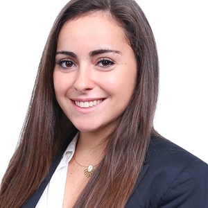 Laura - Prof de maths - Villeneuve-Loubet