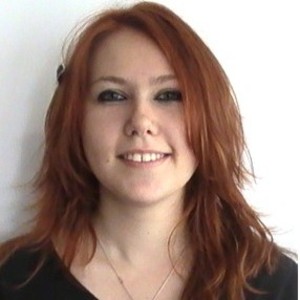 Julia - Prof de physique - Sainte-Geneviève-des-Bois