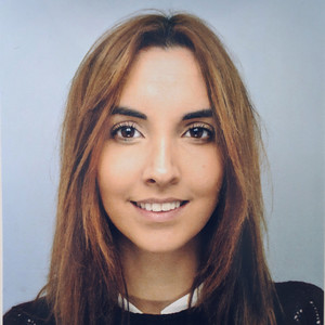Aina - Prof de maths - Paris