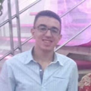 Omar - Prof d'initiation informatique - Vallauris
