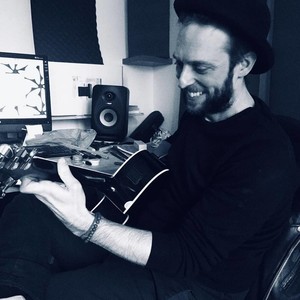 Luca - Prof de MAO - Paris