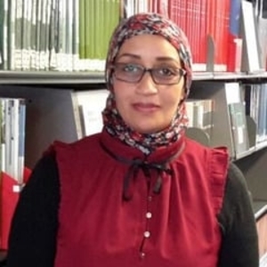 Mouna - Prof de management et gestion d'entreprise - Angers