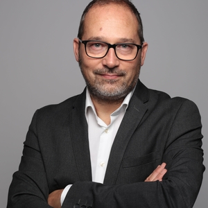 Xavier - Prof de maths - Paris 11e
