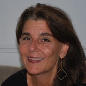 Christine - Prof d'initiation informatique - Issy-les-Moulineaux