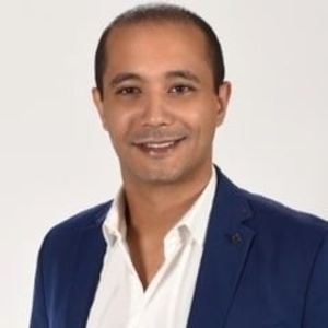 Aziz - Prof de programmation - Paris