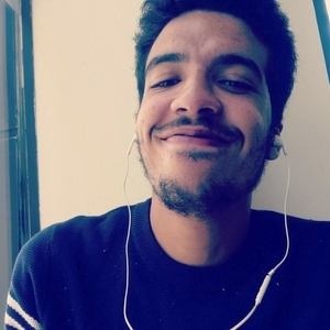 Oussama - Prof de maths - Grenoble