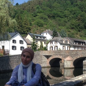 Amira - Prof de maths - Sartrouville