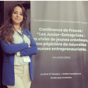 Souhaila - Prof d'initiation informatique - Paris
