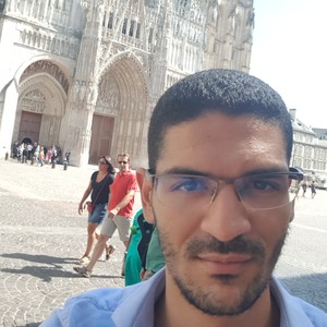 Ahmed - Prof d'initiation informatique - Paris