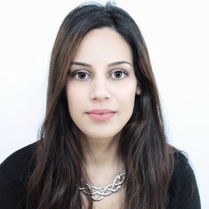 Nesrine - Prof d'initiation informatique - Paris