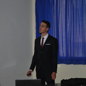 Youness - Prof de maths - Montreuil