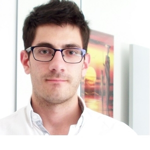 Gabriele - Prof d'économie - Paris 17e
