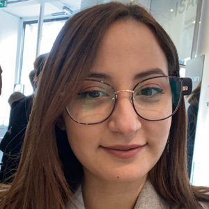 Mouna - Prof de maths - Meudon