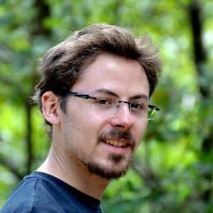 Julien - Prof d'initiation informatique - Montpellier