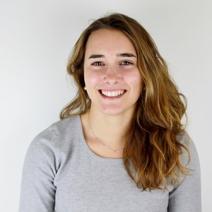 Lucie - Prof de maths - Cannes