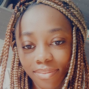 Larissa Carelle - Prof de maths - Poitiers