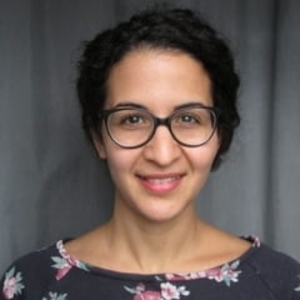 Mounia - Prof d'histoire - géo - Lyon