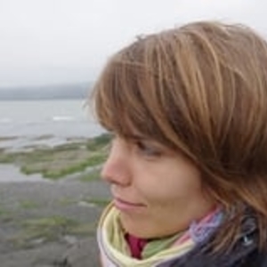 Julie - Prof de maths - Saintes
