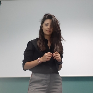 Syrine - Prof d'arabe - Puteaux