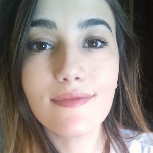 Lara - Prof de maths - Clermont-Ferrand