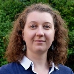 Julie - Prof de maths - Nanterre