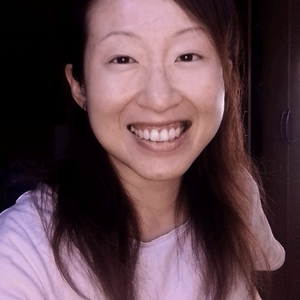 Ying - Prof de calligraphie chinoise - Vaires-sur-Marne