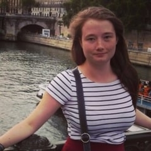 Emma - Prof de graphisme - Paris