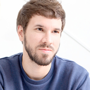 Romain - Prof de logiciels - Paris