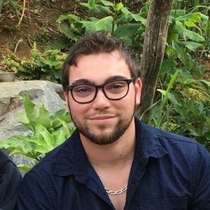 Angelo - Prof d'initiation informatique - Plumaugat