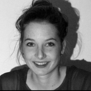 Léa - Prof de lecture - Thuin