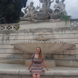 Laura - Prof d'aide aux devoirs - Molenbeek-saint-jean