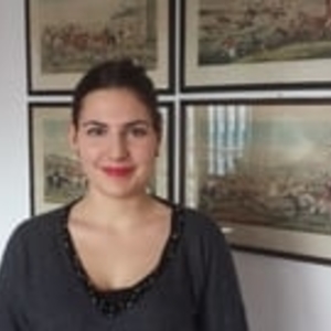 Silvia - Prof d'aide aux devoirs - Paris