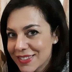 Lucia - Prof d'italien - Angoulême