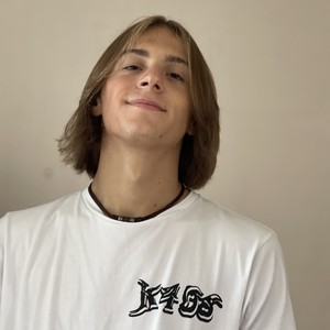 Noa - Prof de maths - Paris