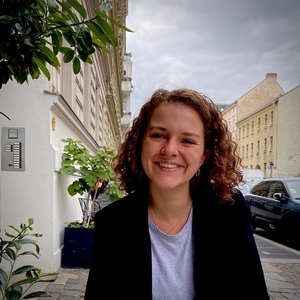Jeanne - Prof d'anglais - Croix