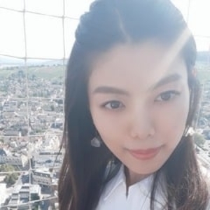 Haruna - Prof de japonais - Reims