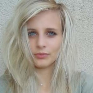 Cynthia - Prof d'initiation informatique - Reims