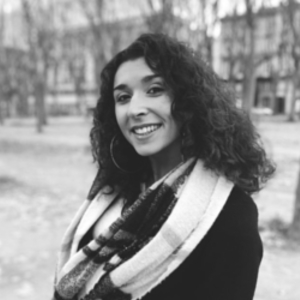Sharon - Prof de négociation - La Teste-de-Buch