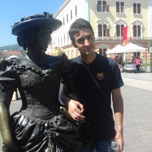 Yannis - Prof de graphisme - Clermont-Ferrand