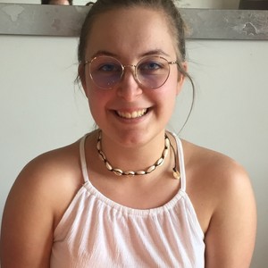 Elyse - Prof d'aide aux devoirs - Bourg-en-Bresse